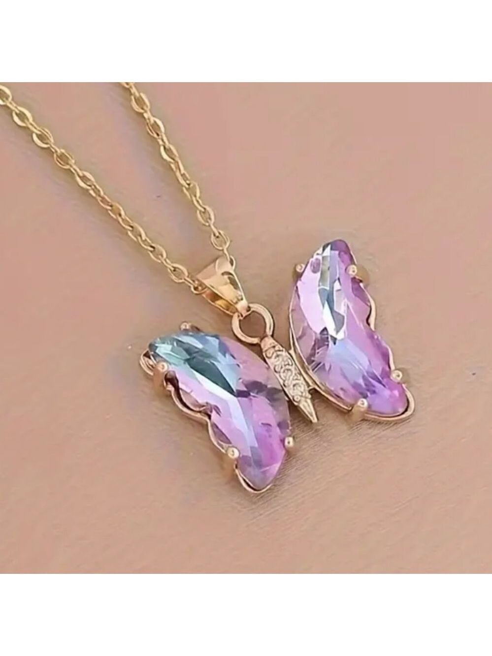 Fashion Style Gradient Butterfly Pendant Necklace for Women ( 1 Pc )
